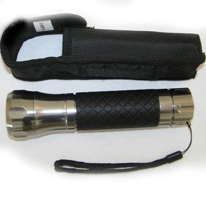 Hovedbilde LED-lommelykt i flott finish